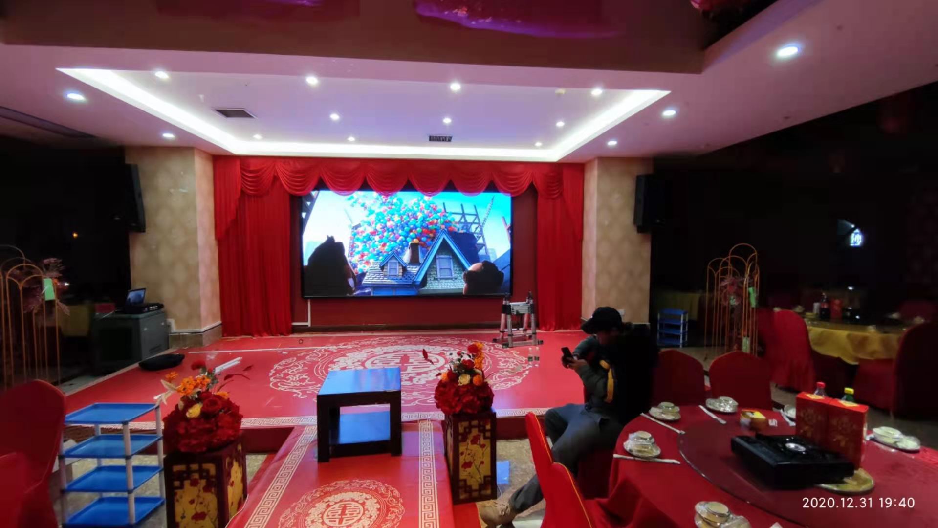 来宾某酒店大堂屏